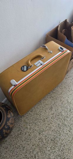 Vintage travel case from 60s