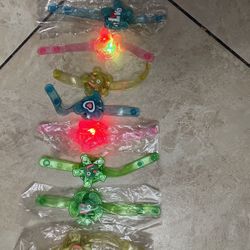 9 Kids Plastics Toy Wrist Bands