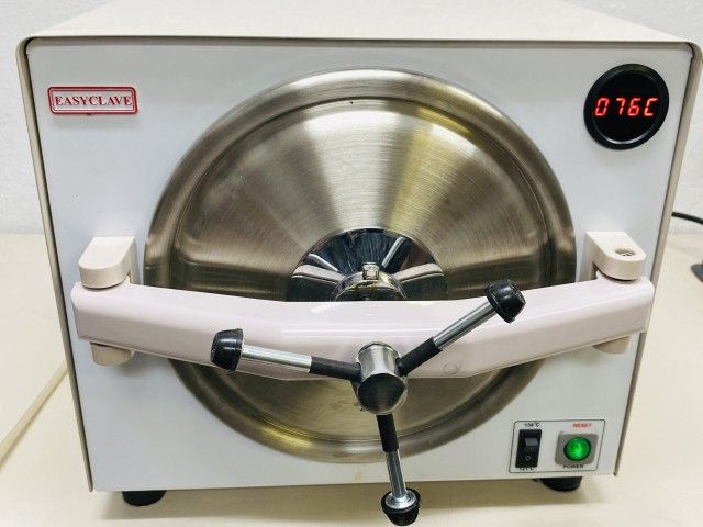 Dental Medical 18L Autoclave Steam Sterilizer TR250M Sterilization
