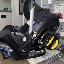 Doona Stroller + Car Seat 