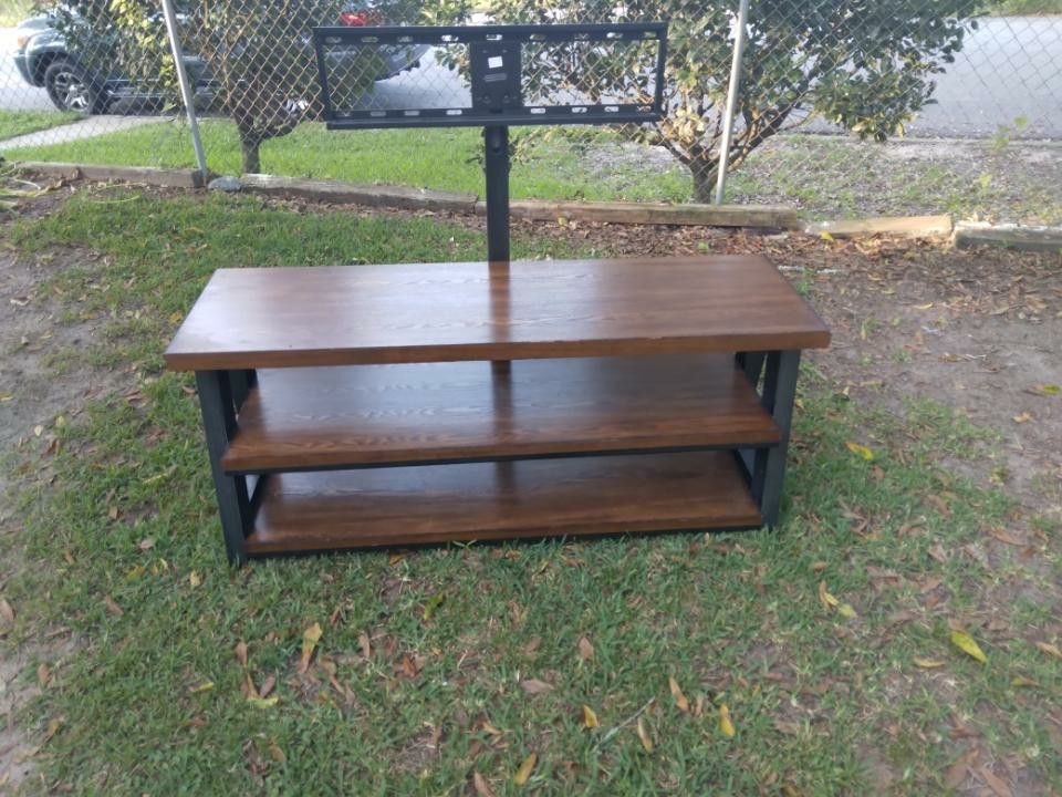 TV Stand With Rack