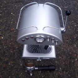 Villaware Espresso Machine Excellent Condition. This Is The Wrong Puerto Filter for this Machine. Pick Up Fremont. No Trades