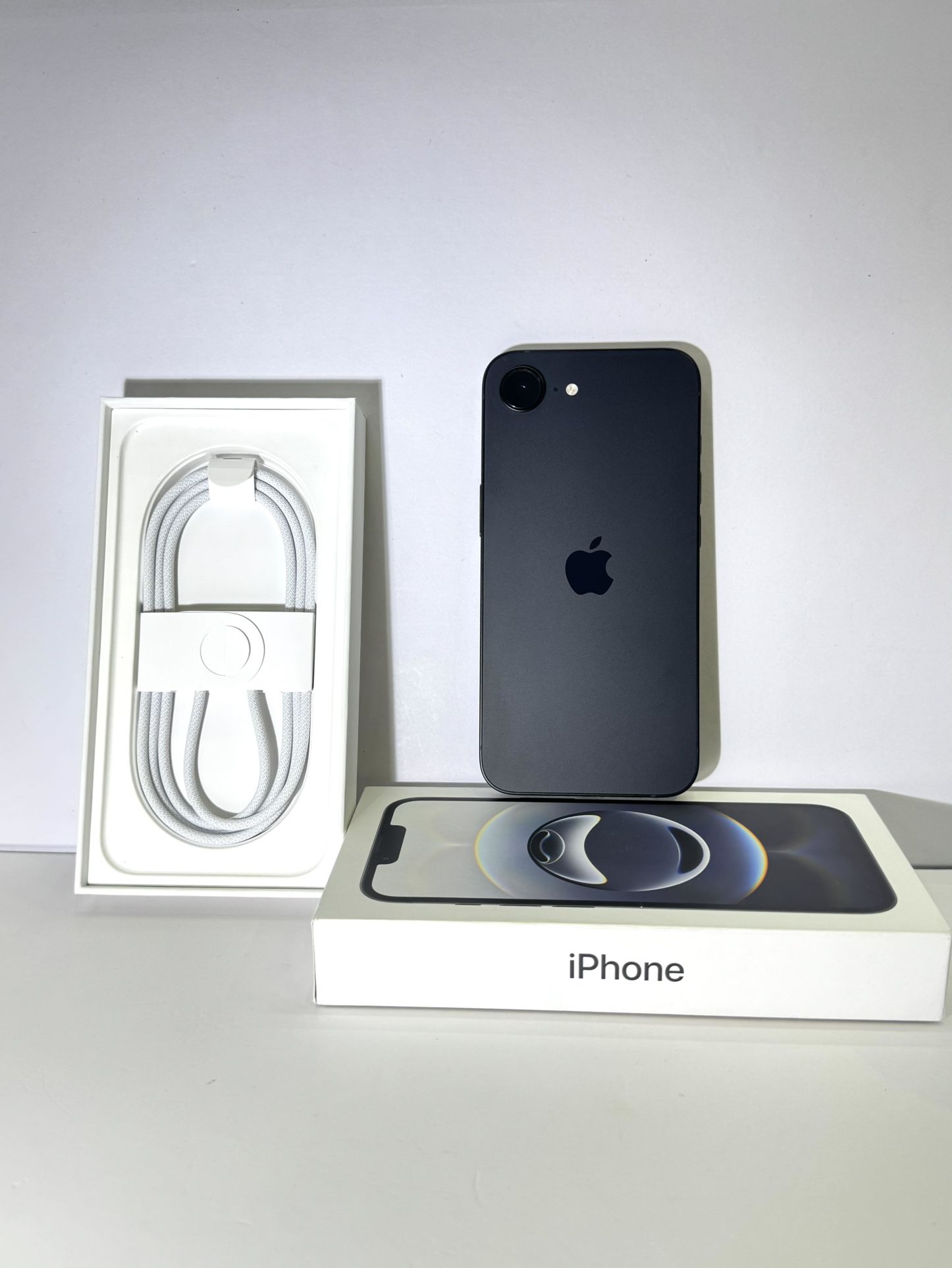 iPhone 16e 128gb AT&T Cricket Wireless 