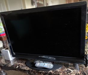 DYNEX 32 inch Tv  (NOT SMART TV)