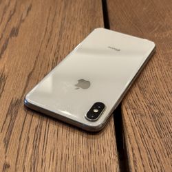 XS Max 64gb Like New Unlocked 83% Battery 🔋 