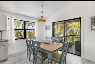 Wood dinning table