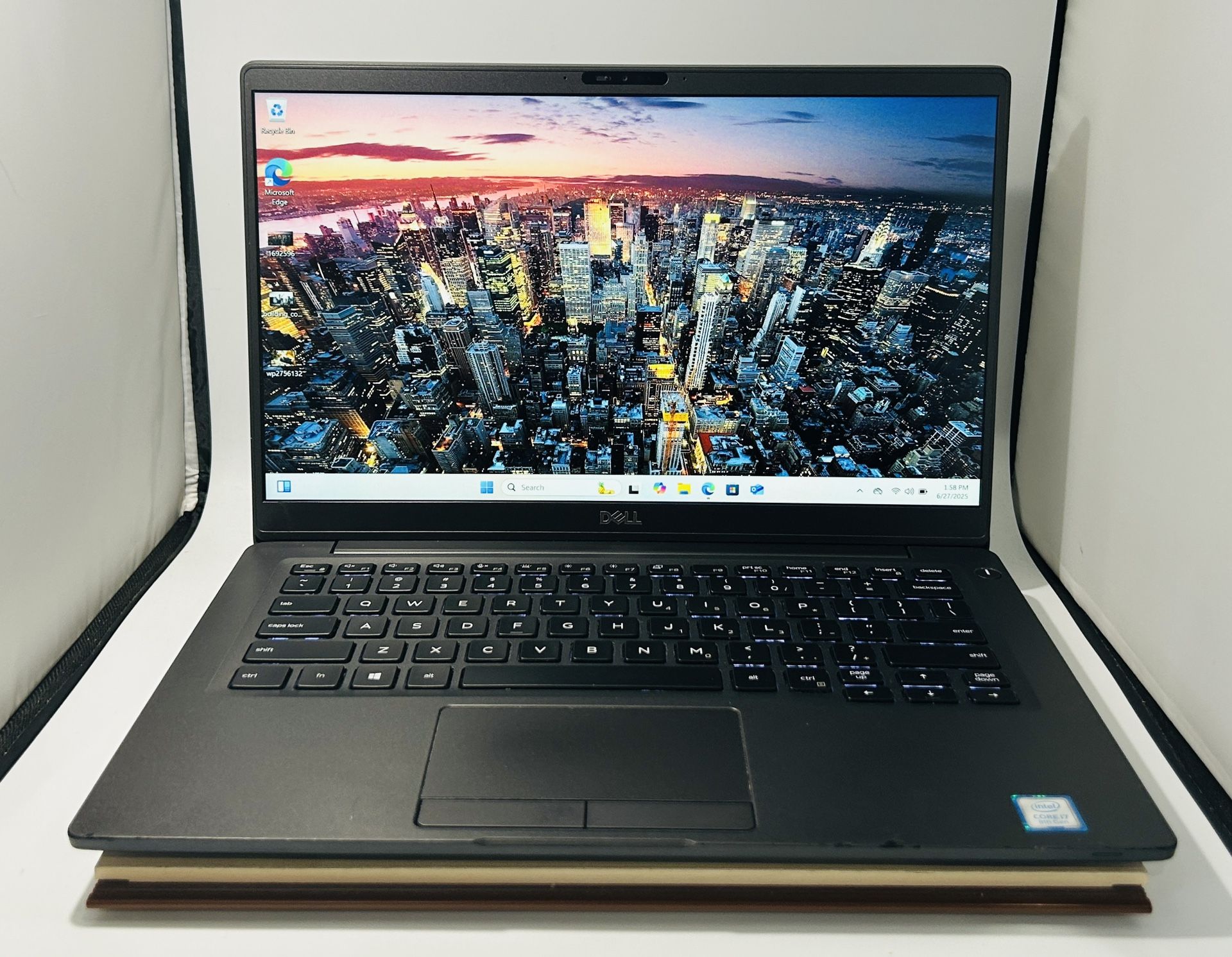 Dell Latitude 7400 Intel(R) Core i7-8665U 2.1GHZ 8GB /256Gb SSD W11P fully functional