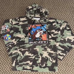 Bucees Camo Pullover Sweater Hoodie 
