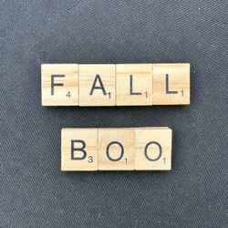 š Cute handmade āFALLā or āBOOāscrabble tile signs