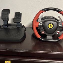 Thrustmaster Ferrari Steering Wheel Xbox One