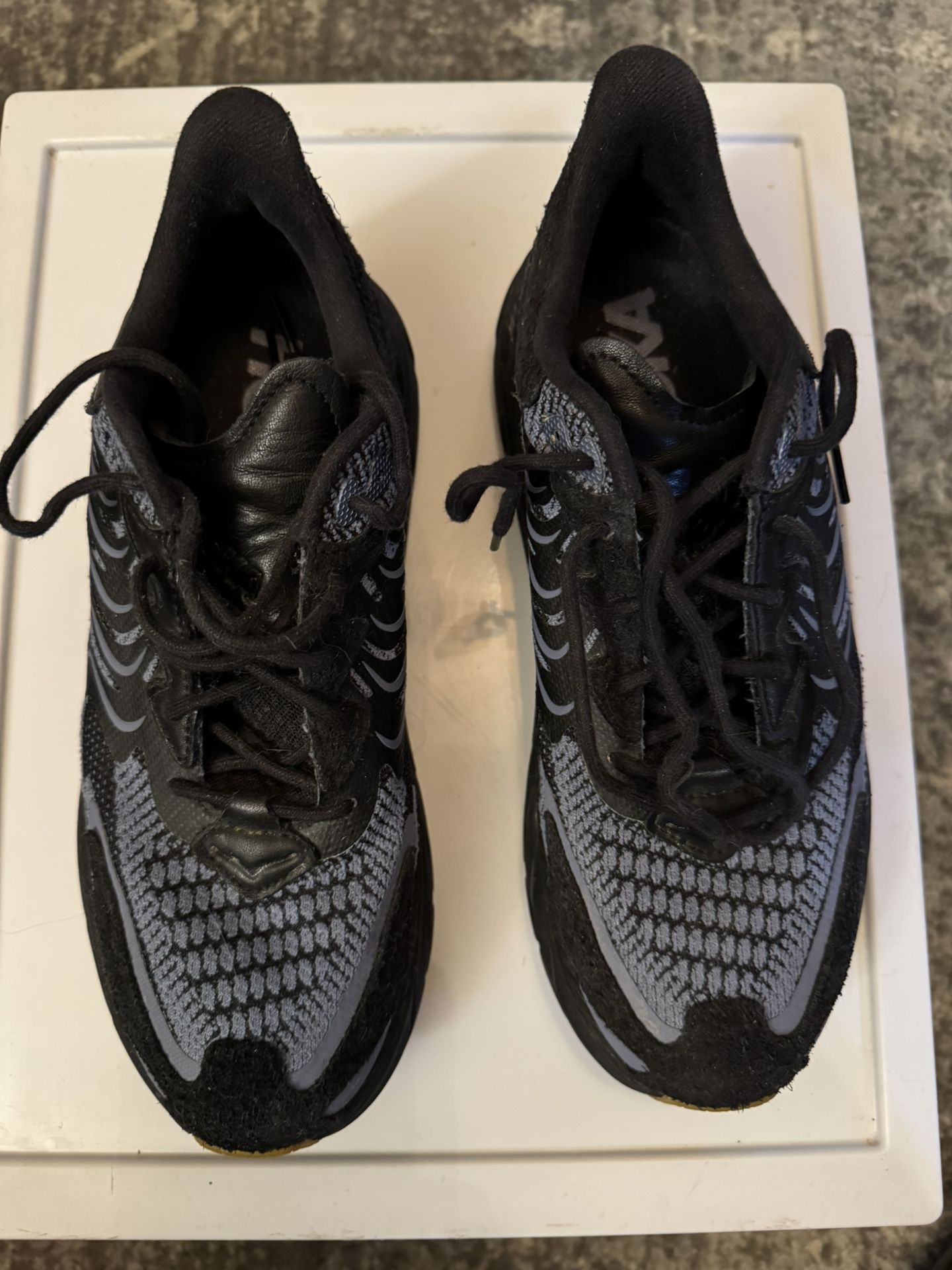 Women's HOKA sneakers Size 9