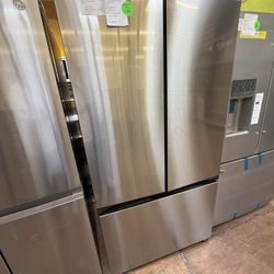 Samsung Bespoke 28 cu ft refrigerator 