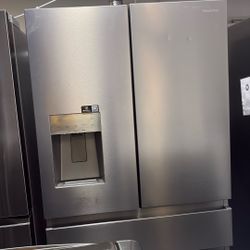 Hisense 4 Door French Door Refrigerator 