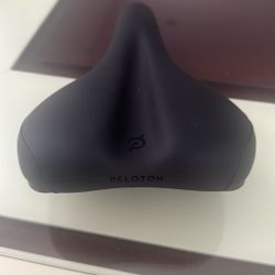 Peloton Orginal Seat Brand New 