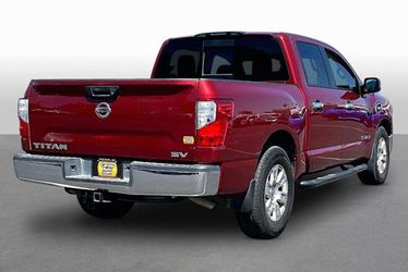 2017 Nissan TITAN