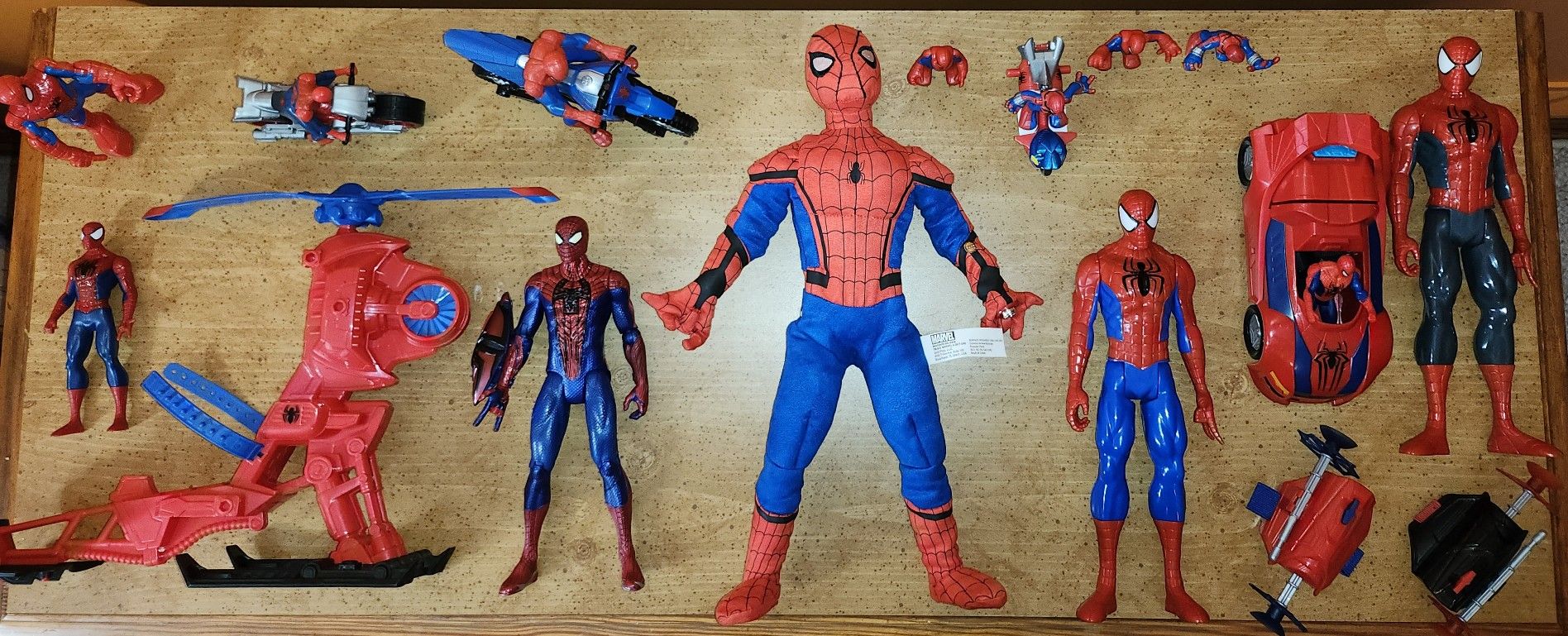 Spiderman Lot (24 Pieces)