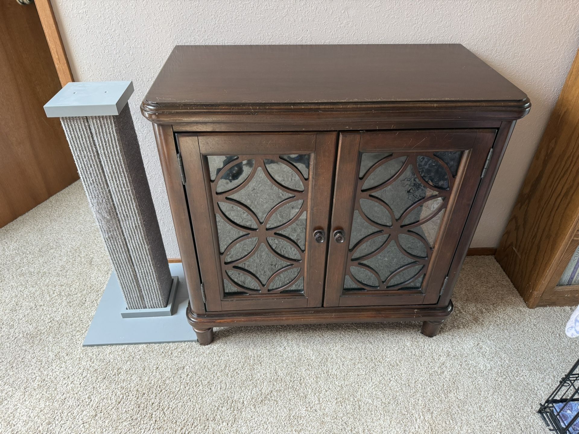 Bassett Furniture Cat Box Enclosure 