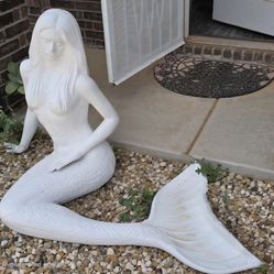 Mermaid Yard Decor