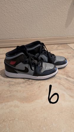 Jordans Size 6
