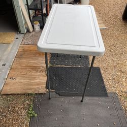 Portable Fish Cleaning Table
