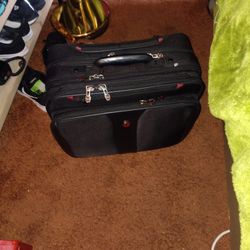 wenger swiss gear black laptop briefcase 