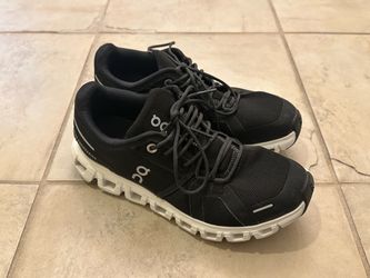 On Cloud 6 Women’s Running Shoes Size 6
