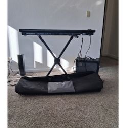 Keyboard 76 Key Alesis Q57