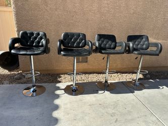 Set of 4 Adjustable Swivel Bar Stools – Black Tufted Leather Style