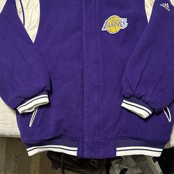 WOMENS SIZE LARGE ( 14-16 ) LAKERS JACKET