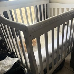 Baby crib