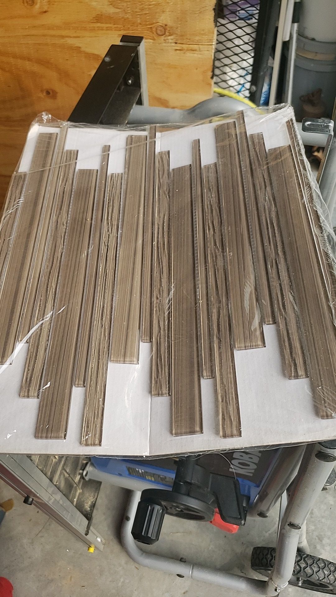 Back splash Brown