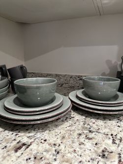 Dining Dish Set