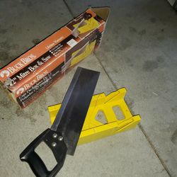 Buck Bros 12 Inch Mitre Box & Saw