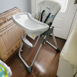 NEW!!! Century Snack On Folding High Chair, Baby Highchair 