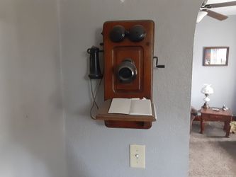 Early 1900 Phone