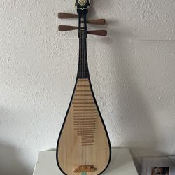 Chinese Pipa Instrument – Traditional 4-String Lute