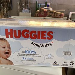 HUGGIES   SIZE   5     84     pañales