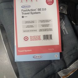 Graco Fast Action Travel System 