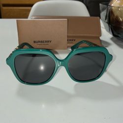 Burberry Sunglasses 