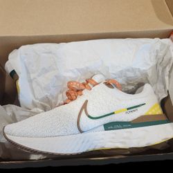NIKE infinity run 3 AiR HOLAlou