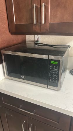 Oster Microwave Oven- $20