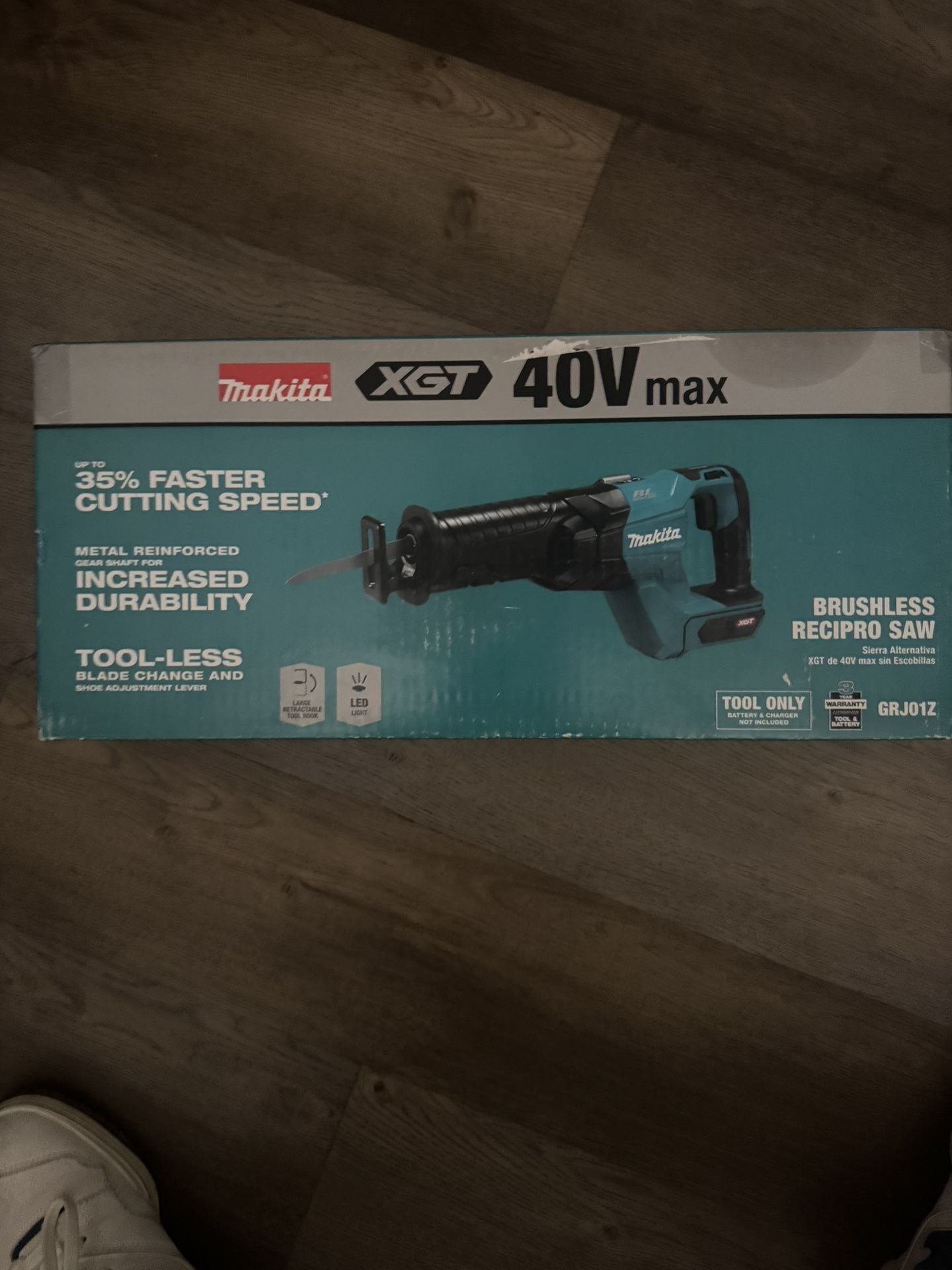 Makita 40 V Reciprocating saw