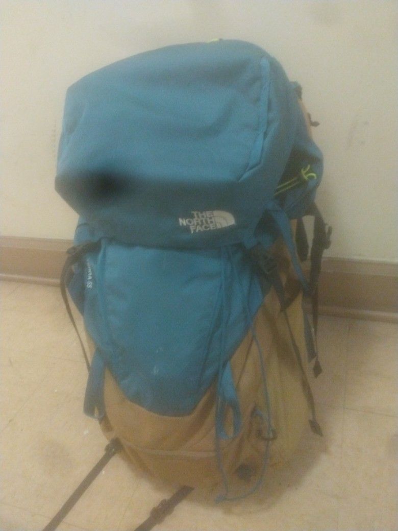 THE NORTHFACE TERRA 55 ALUMINUM FRAME HIKING BACKPACK