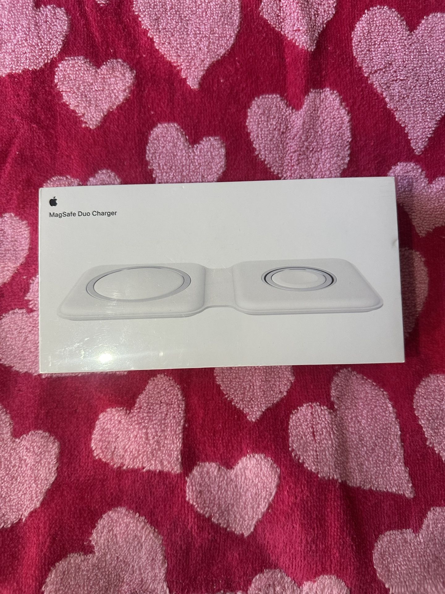 Apple mag safe duo charger