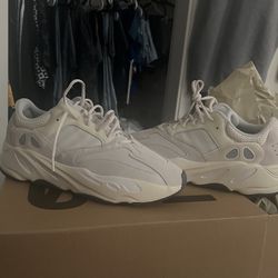 Yeezy Boost 700
