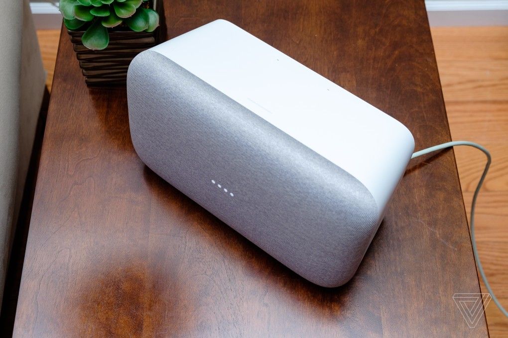 Google Home Max Smart Speaker. Mint Condition. 