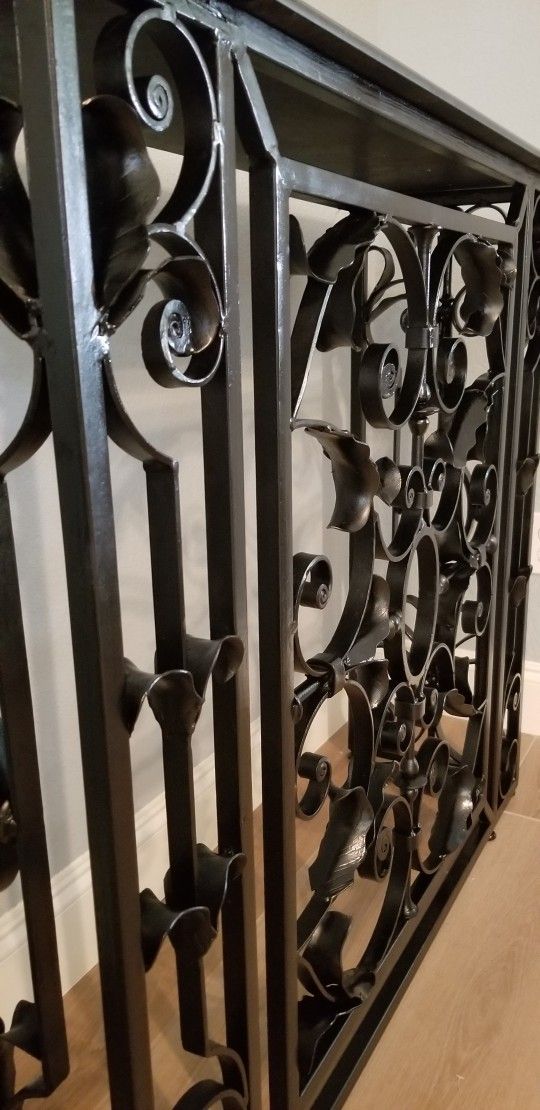 Granite / Iron - Wall Table