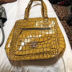 NORDSTROM GENUINE  LEATHER  