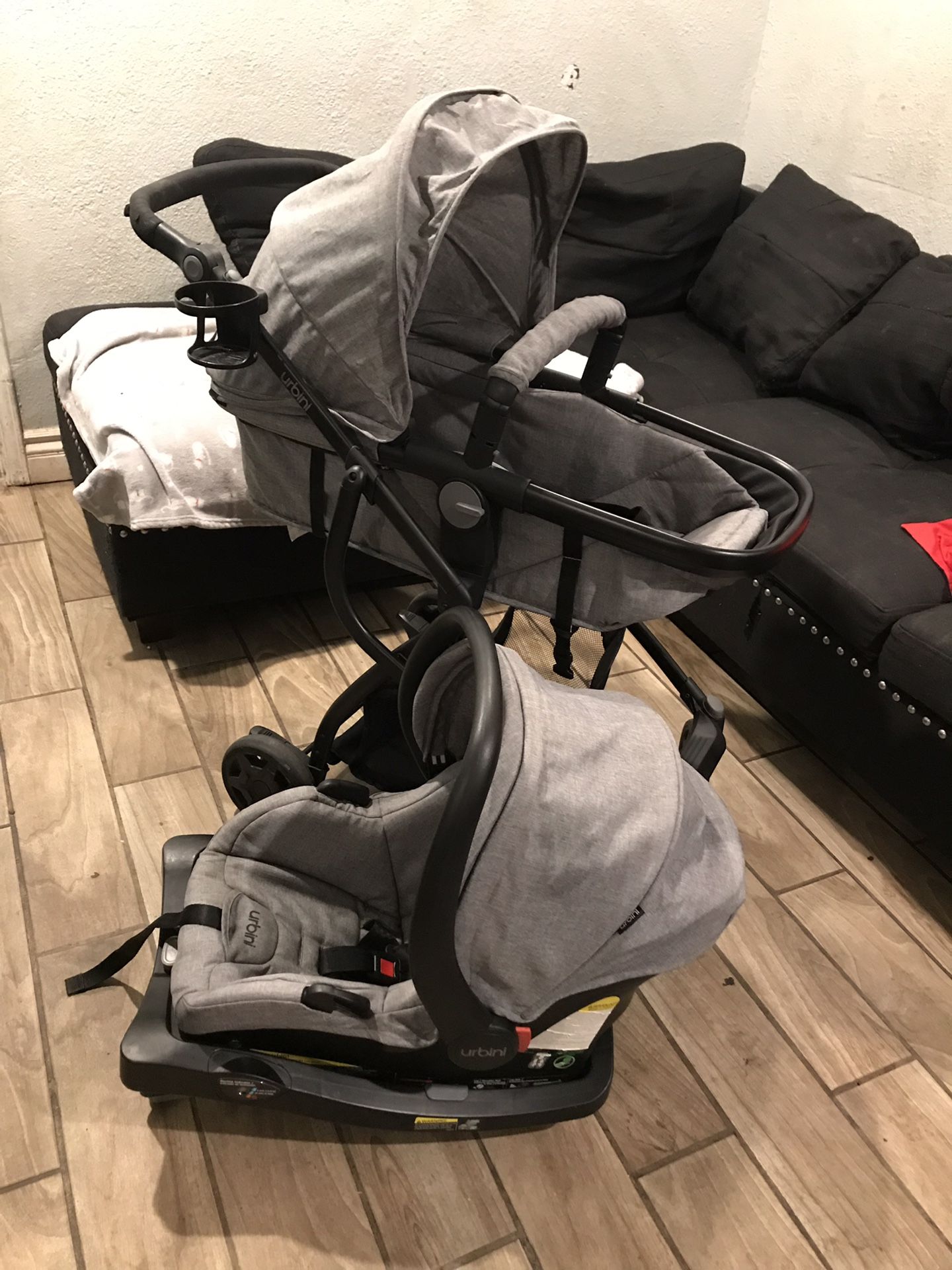 Urbini stroller and car seat set