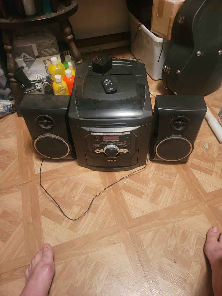  Rca Stereo System W Speaker 5 Disk 